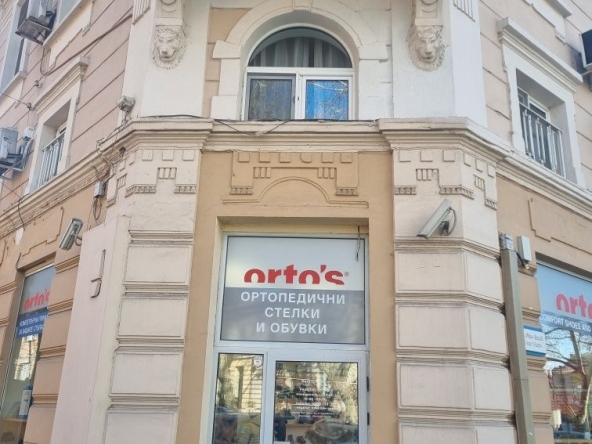 Дава се под наем Етаж от къща в Пловдив, Каменица 1 - 135 кв.м за 561 € - Снимка #1