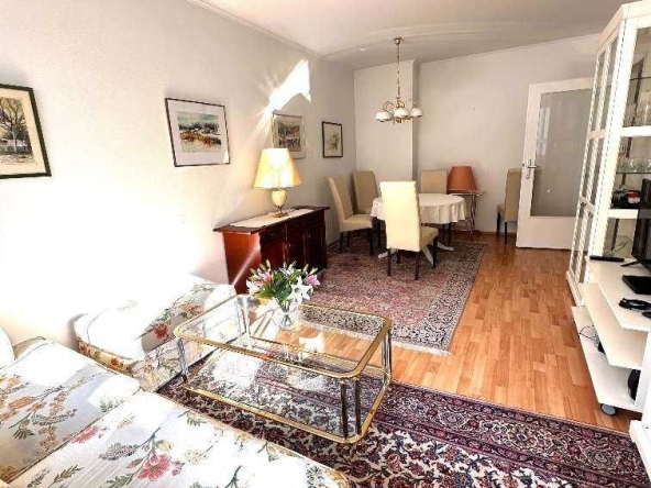 Дава се под наем Тристаен апартамент в София, Зона Б-5 - 90 кв.м за 714 € - Снимка #1