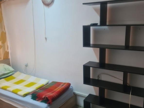 Дава се под наем Едностаен апартамент в Ямбол, Аврен - 20 кв.м за 153 € - Снимка #1