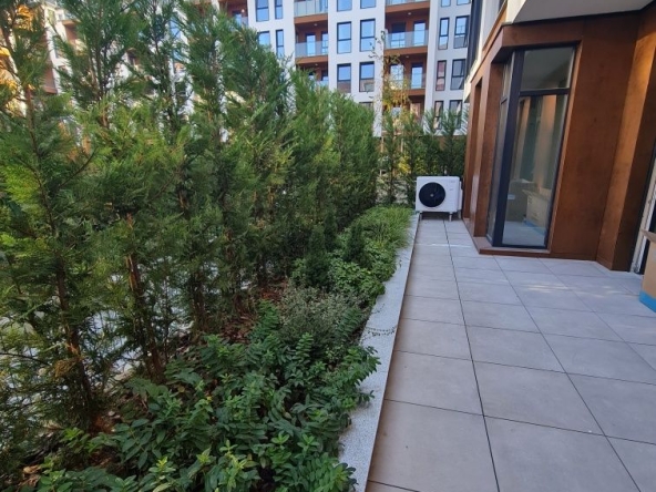 Дава се под наем Офис в к.к. Боровец - 80 кв.м за 1100 € - Снимка #1