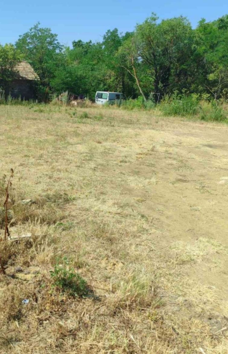 Парцел в с. Аврен, Област Варна - 850 кв.м за 22 €/кв.м - Снимка #1