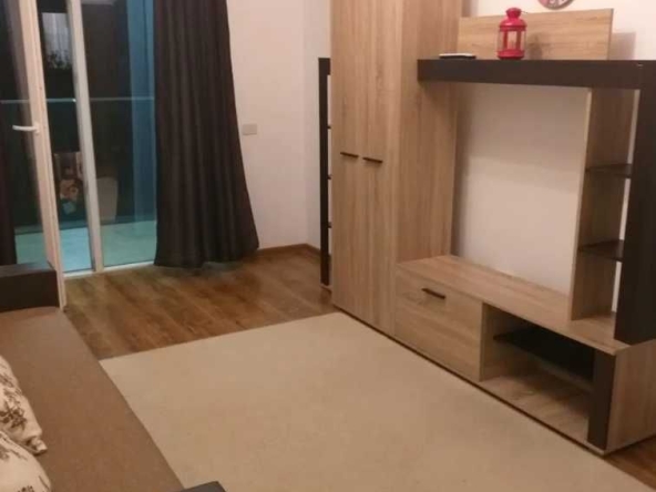 Дава се под наем Двустаен апартамент в Пловдив, Кършияка - 57 кв.м за 357 € - Снимка #1