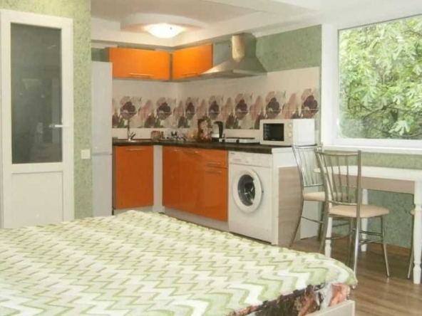 Дава се под наем Двустаен апартамент в Пловдив, Западен - 65 кв.м за 239.7 € - Снимка #1