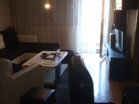 Дава се под наем Едностаен апартамент в Пловдив, Тракия - 35 кв.м за 147.9 € - Снимка #1