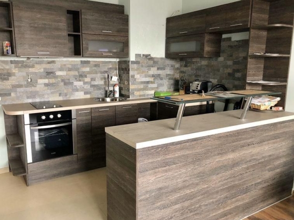 Дава се под наем Тристаен апартамент в София, Редута - 90 кв.м за 675 € - Снимка #1