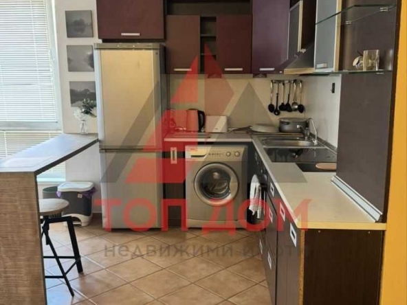 Дава се под наем Тристаен апартамент в Варна, Гръцка махала - 120 кв.м за 1000 € - Снимка #1