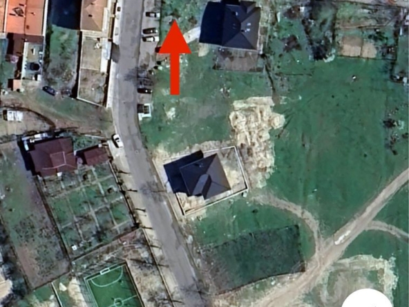 Парцел в Момчилград - 427 кв.м за 103 €/кв.м - Снимка #1