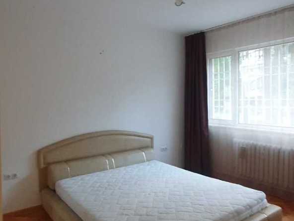 Дава се под наем Двустаен апартамент в София, Център - 75 кв.м за 700 € - Снимка #1