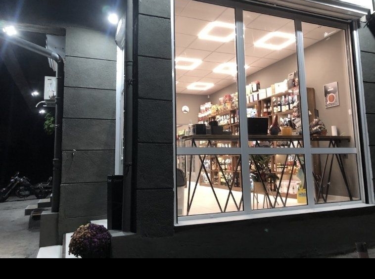 Магазин в София, Център - 60 кв.м за 170 €/кв.м - Снимка #1