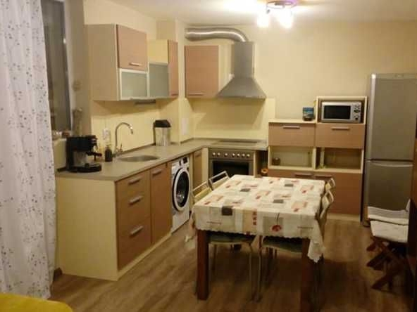 Дава се под наем Двустаен апартамент в Бургас, Братя Миладинови - 60 кв.м за 204 € - Снимка #1