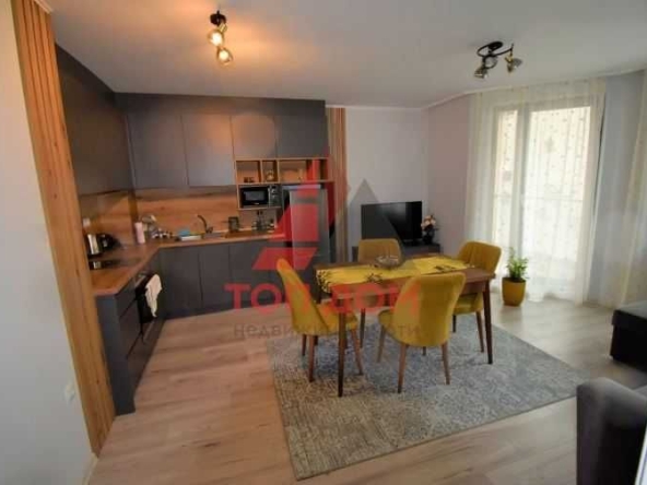 Дава се под наем Двустаен апартамент в Варна, Окръжна болница - 60 кв.м за 600 € - Снимка #1