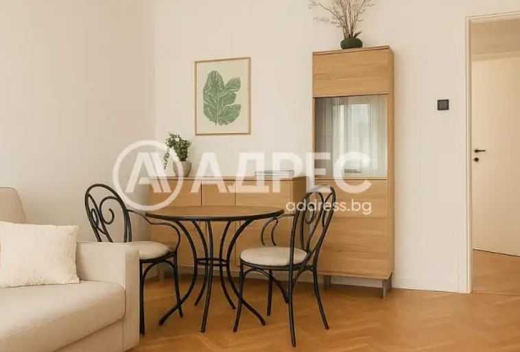 Тристаен апартамент в София, Зона Б-19 - 104 кв.м за 1952 €/кв.м - Снимка #1