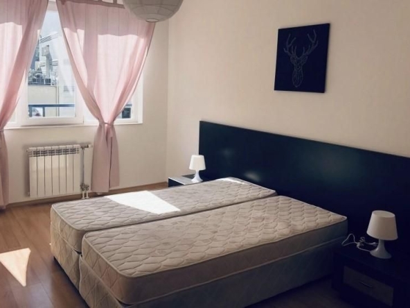 Дава се под наем Тристаен апартамент в София, Банишора - 120 кв.м за 668.1 € - Снимка #1