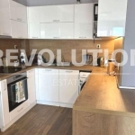 Дава се под наем Двустаен апартамент в Варна, Владислав Варненчик - 68 кв.м за 425 € - Снимка #1