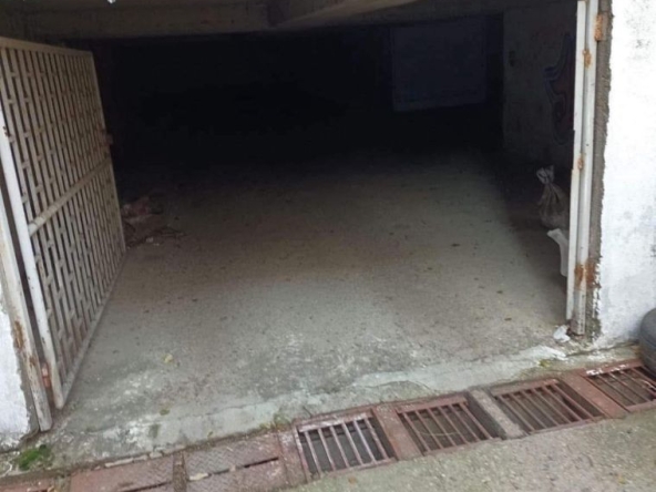 Дава се под наем Гараж / Паркомясто в Стара Загора, Операта - 18 кв.м за 69.36 € - Снимка #1