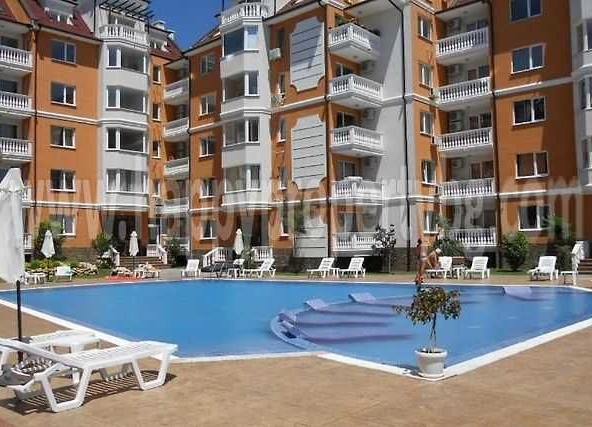 Двустаен апартамент в к.к. Слънчев бряг - 55 кв.м за 1144 €/кв.м - Снимка #1