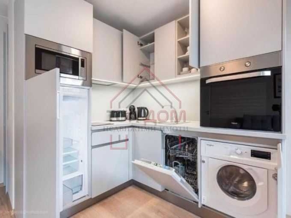 Дава се под наем Двустаен апартамент в Варна, Гръцка махала - 60 кв.м за 1050 € - Снимка #1