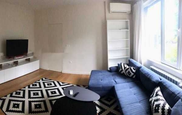 Дава се под наем Двустаен апартамент в София, Оборище - 50 кв.м за 548.25 € - Снимка #1
