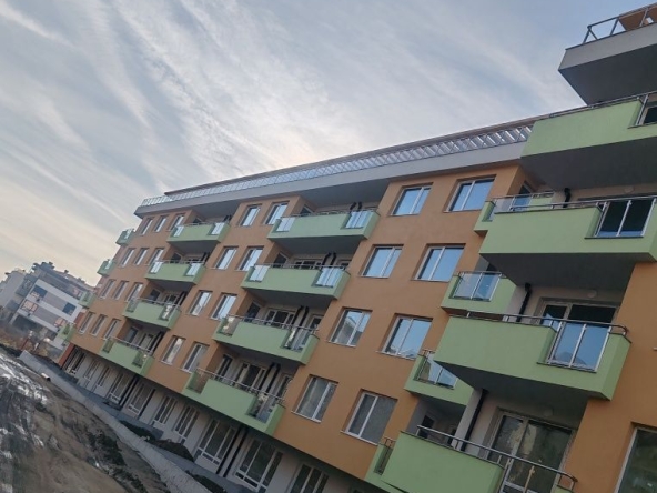 Тристаен апартамент в Пловдив, Остромила - 100 кв.м за 638 €/кв.м - Снимка #1