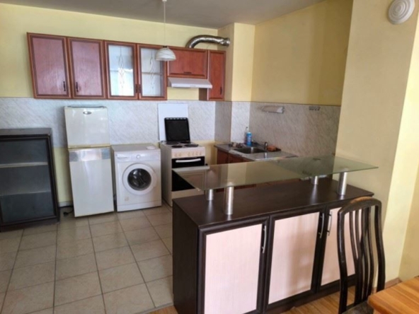 Дава се под наем Двустаен апартамент в София, Левски В - 60 кв.м за 457.47 € - Снимка #1