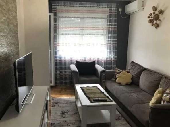 Дава се под наем Двустаен апартамент в Пловдив, Сточна гара - 65 кв.м за 348.84 € - Снимка #1