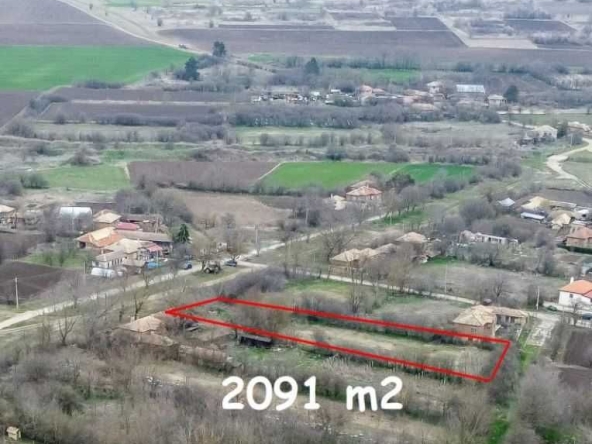 Къща в с. Червенци, Област Варна - 90 кв.м за 84 €/кв.м - Снимка #1