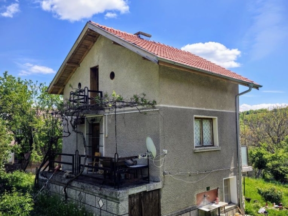 Къща в с. Кленовик, Област Перник - 120 кв.м за 536 €/кв.м - Снимка #1