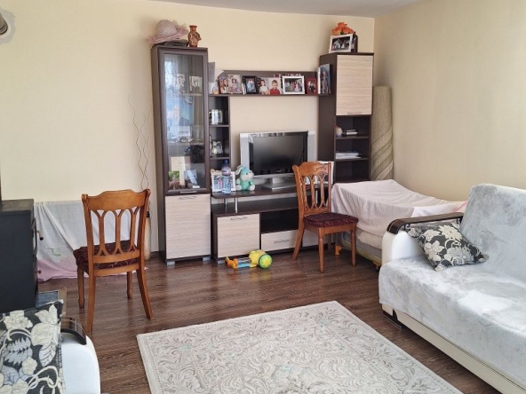 Етаж от къща в Омуртаг - 165 кв.м за 538 €/кв.м - Снимка #1