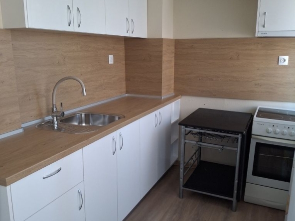 Дава се под наем Тристаен апартамент в Пловдив, Каменица 1 - 120 кв.м за 510 € - Снимка #1