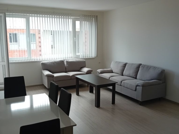 Дава се под наем Двустаен апартамент в Асеновград - 76 кв.м за 382.5 € - Снимка #1