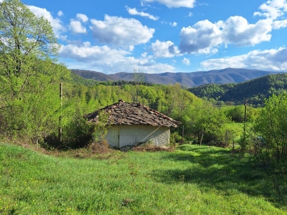 Къща в с. Зеленик, Област Велико Търново - 50 кв.м за 440 €/кв.м - Снимка #1