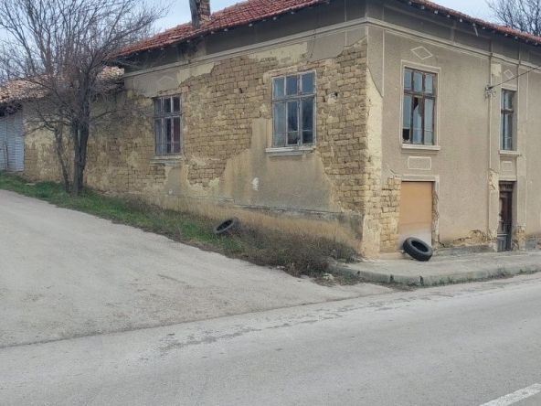 Парцел в с. Певец, Област Търговище - 100 кв.м за 357 €/кв.м - Снимка #1