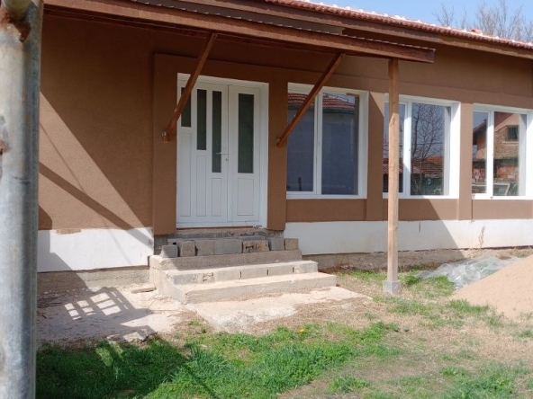 Къща в с. Бутан, Област Враца - 100 кв.м за 663 €/кв.м - Снимка #1