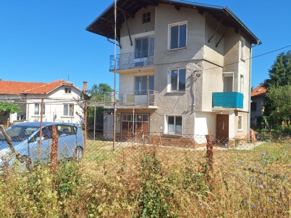 Къща в Радомир - 170 кв.м за 442 €/кв.м - Снимка #1