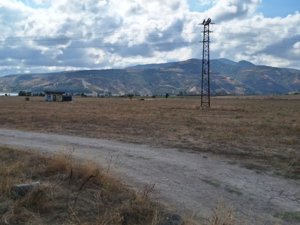 Парцел в с. Широко поле, Област Кърджали - 1500 кв.м за 30 €/кв.м - Снимка #1