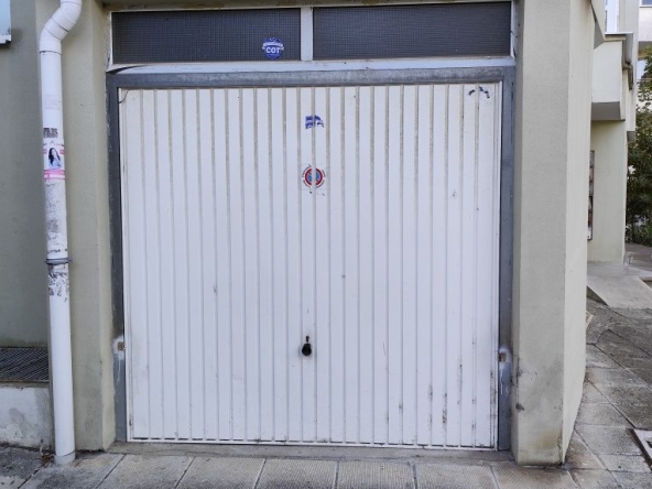 Дава се под наем Гараж / Паркомясто в с. Равнец, Област Бургас - 1 кв.м за 102 € - Снимка #1