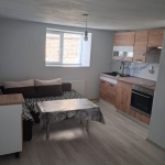 Дава се под наем Етаж от къща в Сопот - 70 кв.м за 255 € - Снимка #1