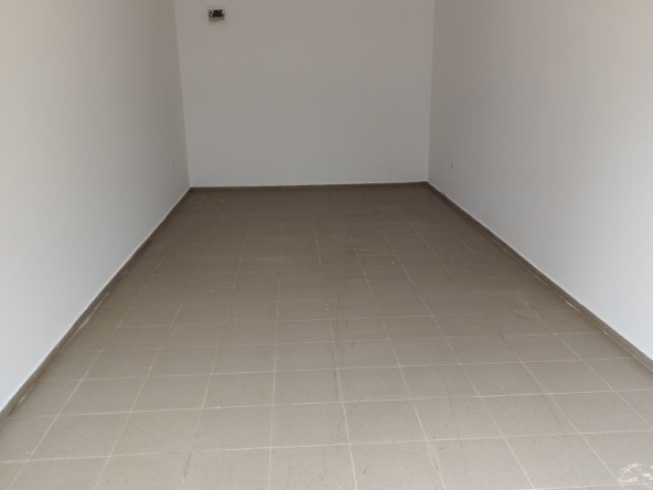 Дава се под наем Гараж / Паркомясто в София, Младост 2 - 26 кв.м за 137.7 € - Снимка #1