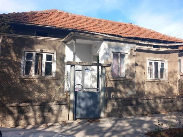 Къща в Бяла - 120 кв.м за 128 €/кв.м - Снимка #1