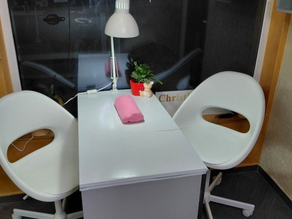 Дава се под наем  в Шумен, Център -  кв.м за 129.54 € - Снимка #1