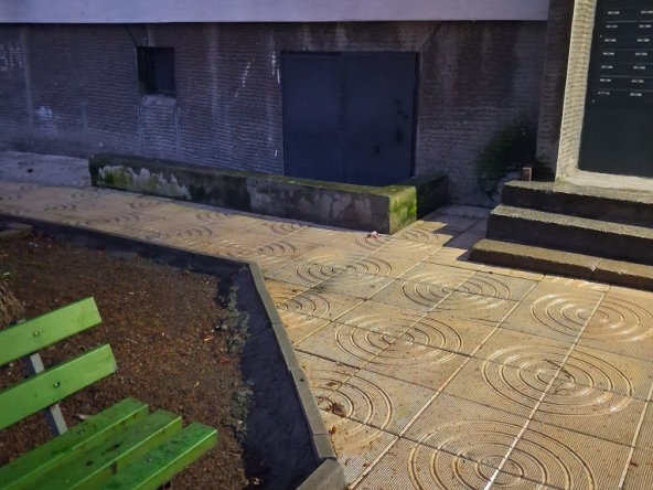 Дава се под наем Магазин в София, Разсадника - 12 кв.м за 59.67 € - Снимка #1