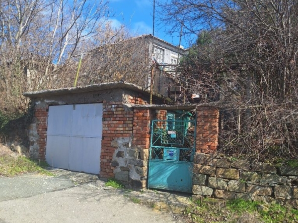 Къща в Айтос - 100 кв.м за 115 €/кв.м - Снимка #1