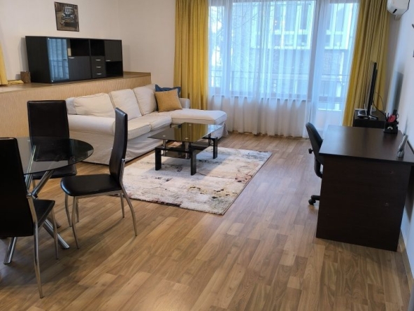 Дава се под наем Двустаен апартамент в Варна, Операта - 70 кв.м за 498.27 € - Снимка #1