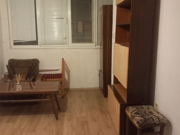 Дава се под наем Едностаен апартамент в Варна, Централна поща - 45 кв.м за 278.97 € - Снимка #1