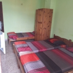 Дава се под наем Четиристаен апартамент в Приморско - 20 кв.м за 6.63 € - Снимка #1