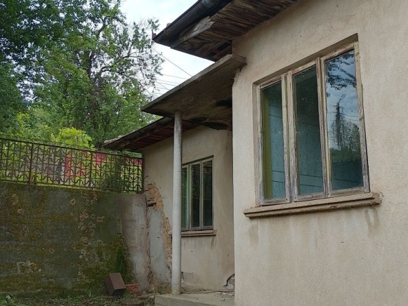 Къща в с. Ореш, Област Велико Търново - 97 кв.м за 47 €/кв.м - Снимка #1