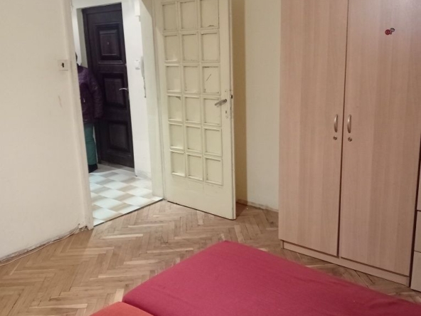 Дава се под наем Двустаен апартамент в Варна, Базар Левски - 50 кв.м за 306 € - Снимка #1