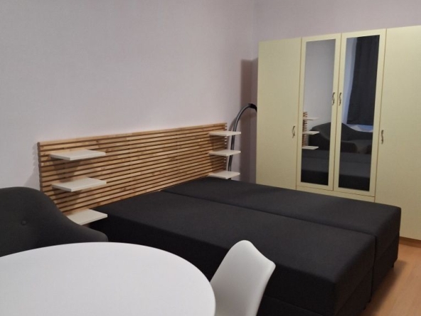 Дава се под наем Едностаен апартамент в София, Дружба 2 - 50 кв.м за 433.5 € - Снимка #1