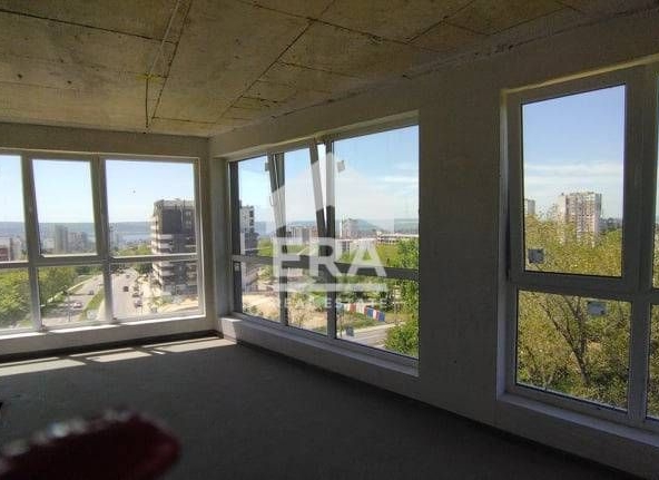 Двустаен апартамент в Варна, Възраждане 2 - 156 кв.м за 802 €/кв.м - Снимка #1