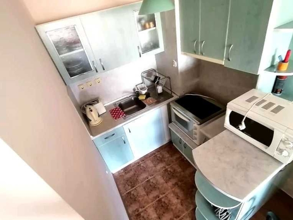 Дава се под наем Двустаен апартамент в Бургас, Лазур - 60 кв.м за 255 € - Снимка #1